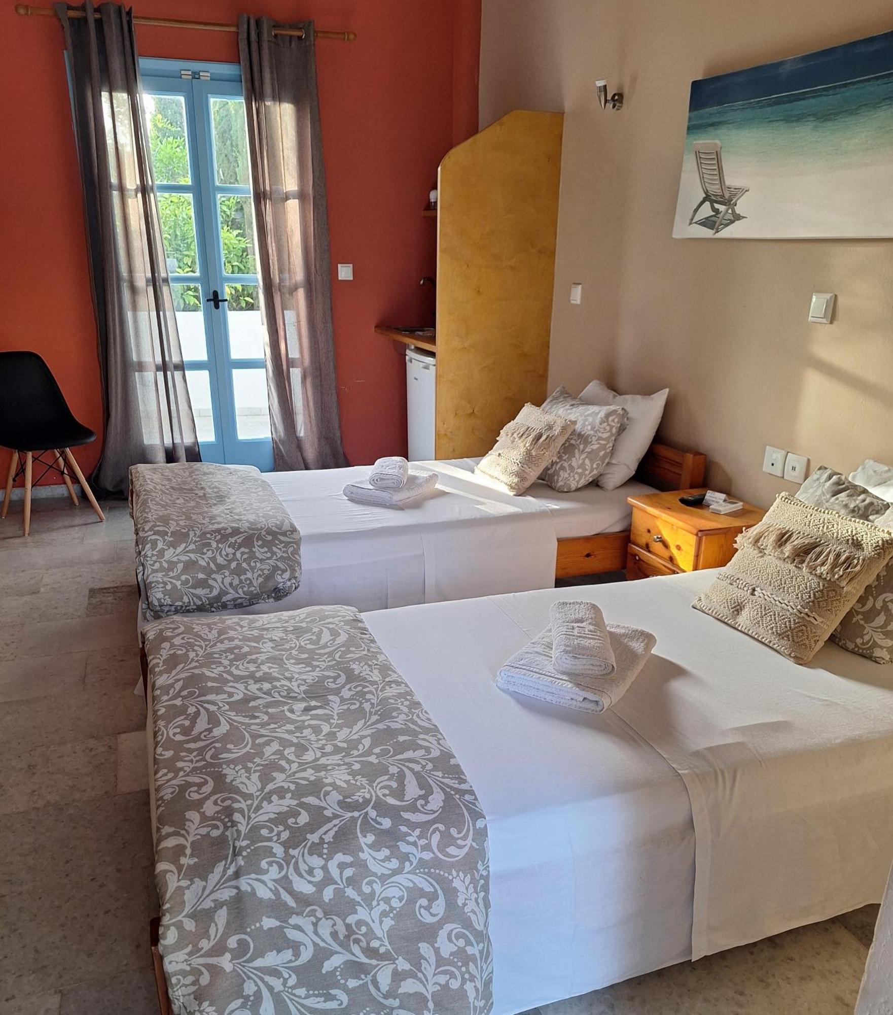 Giannakis Filoxenia Aparthotel Filótion Buitenkant foto